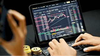 Real-time order flow displayed on a low-latency Fort Credmere trading execution interface
